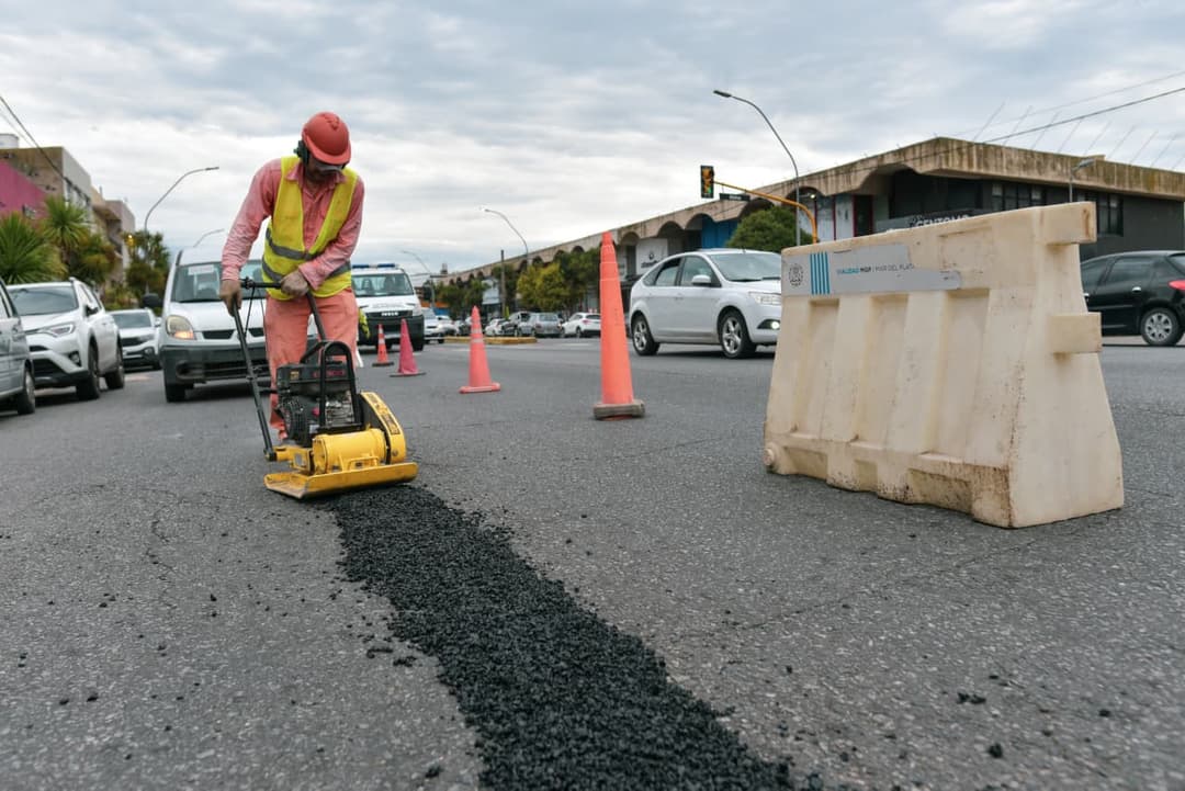 El EMVIAL licita obras de bacheo por $1.948 millones en Mar del Plata